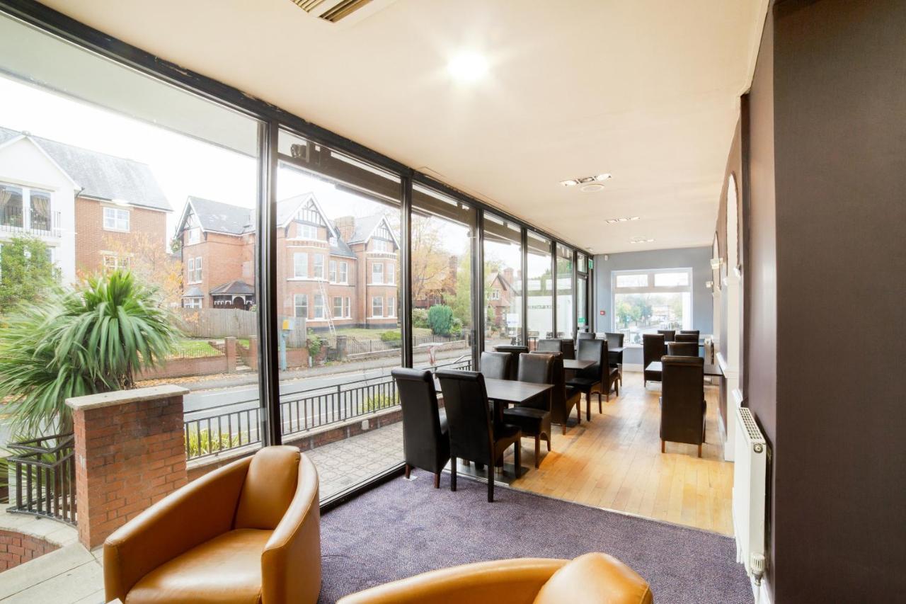 The Connaught Hotel Wolverhampton Exterior foto